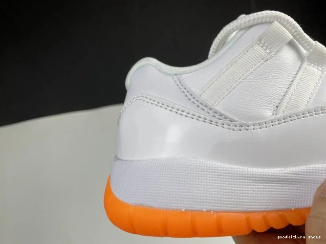 11 AH7860-139 RETRO LOW CITRUS AIR JORDAN BRIGHT 0818
